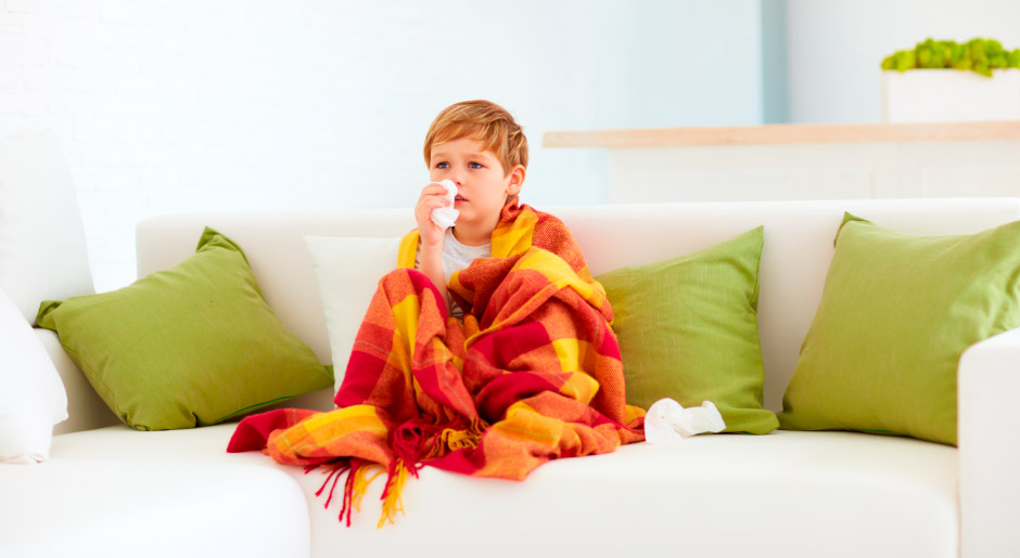 Первые дни простуды у ребенка 4+: кто виноват, что делать?